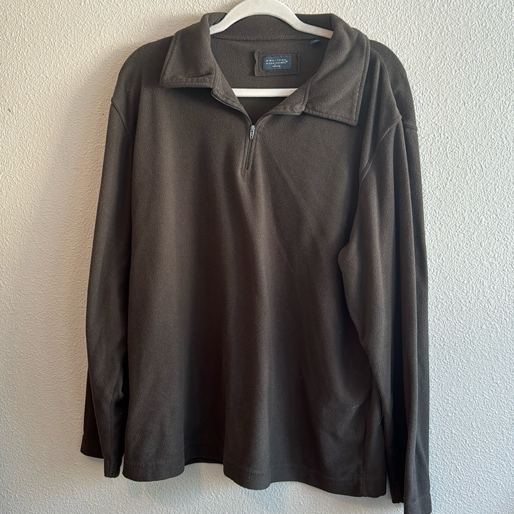 American essentials quarter zip up